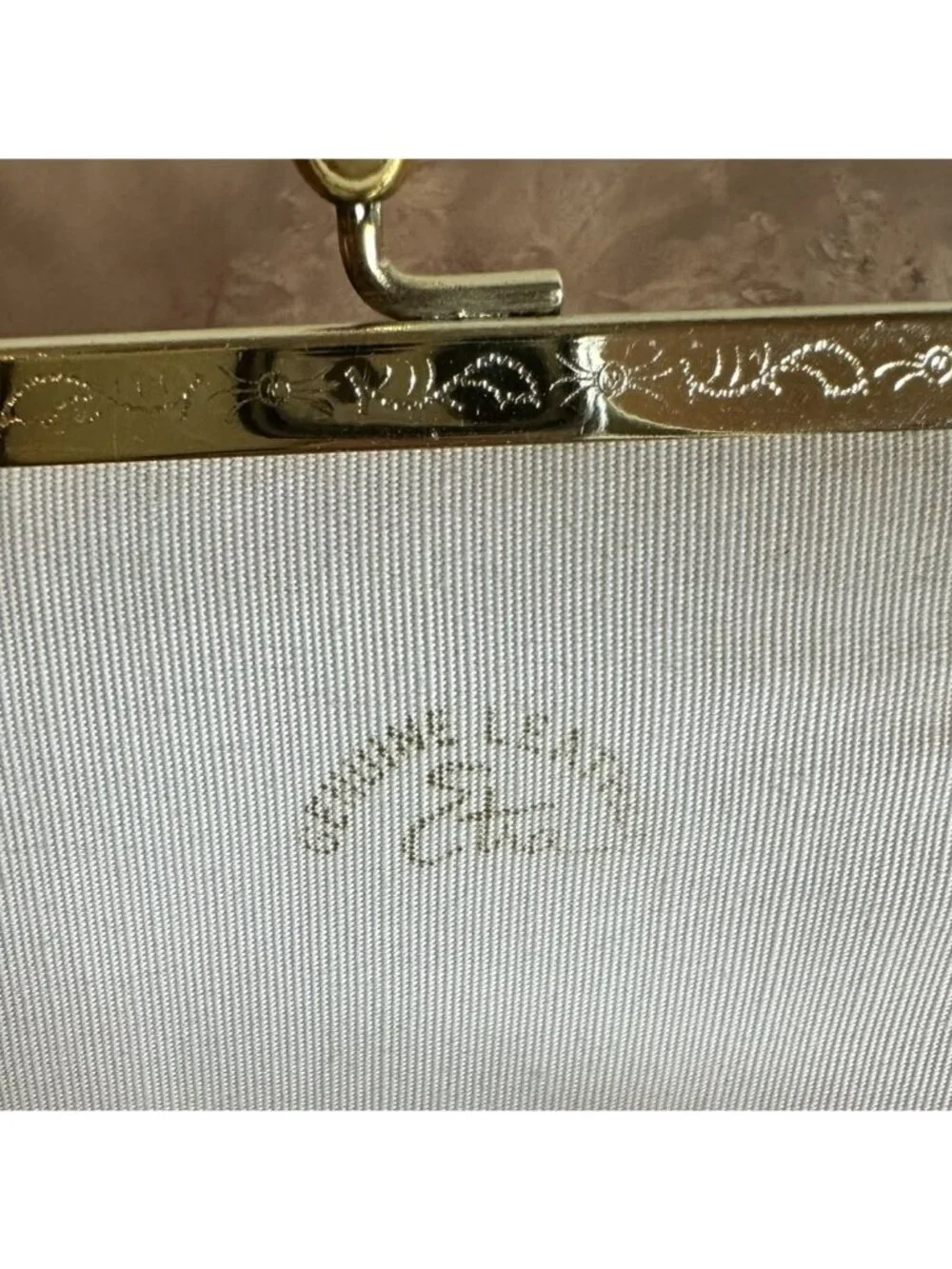 Vintage Etra Off-White Leather Clutch Purse Gold Kiss Lock Evening Bag MCM